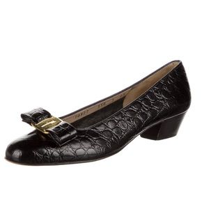 Salvatore Ferragamo embossed Vara bow accent pump